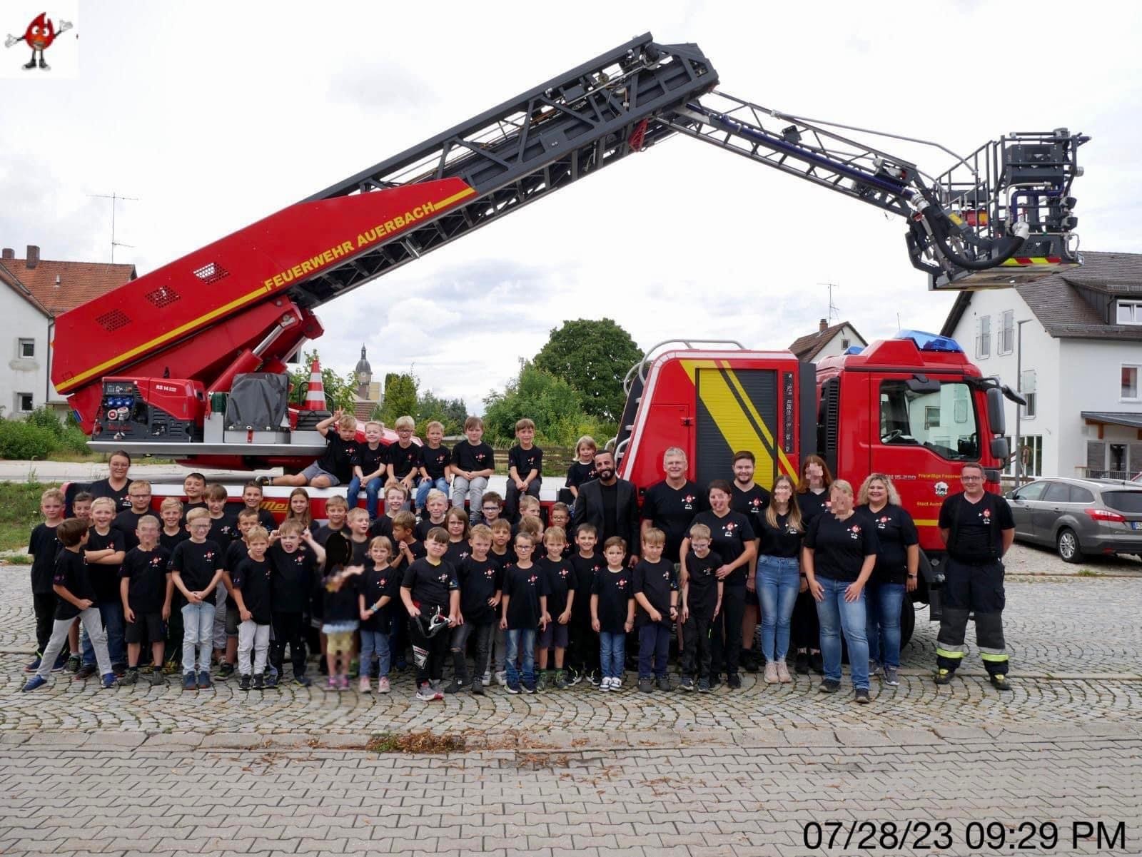 Gruppenbild der Kinderfeuerwehr Auerbach i.d.Opf.